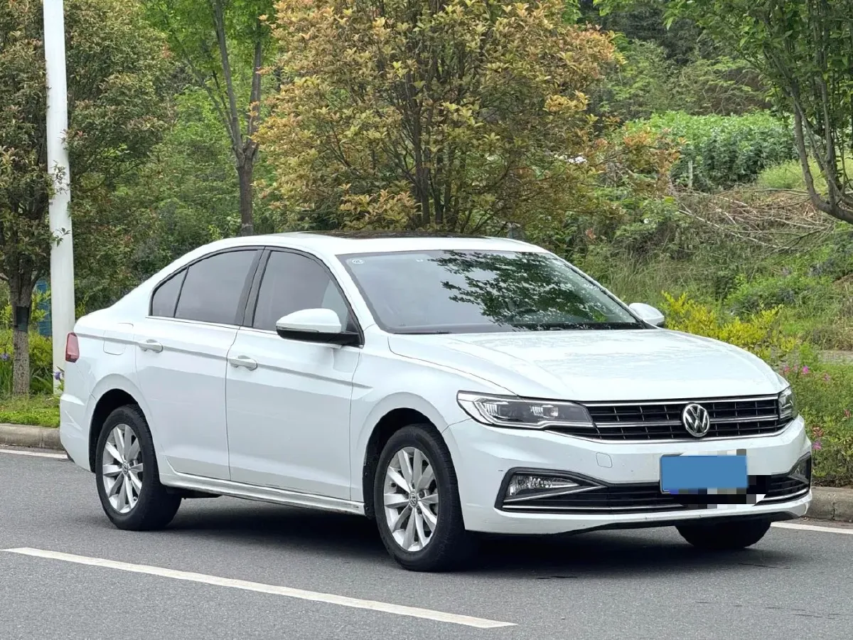 2019 Dongfeng RuiQi 6 2.4L 158HP L4 5MT,autocango,china used car exporter,china ev exporter,chinese used car exporter,chinese used ev exporter