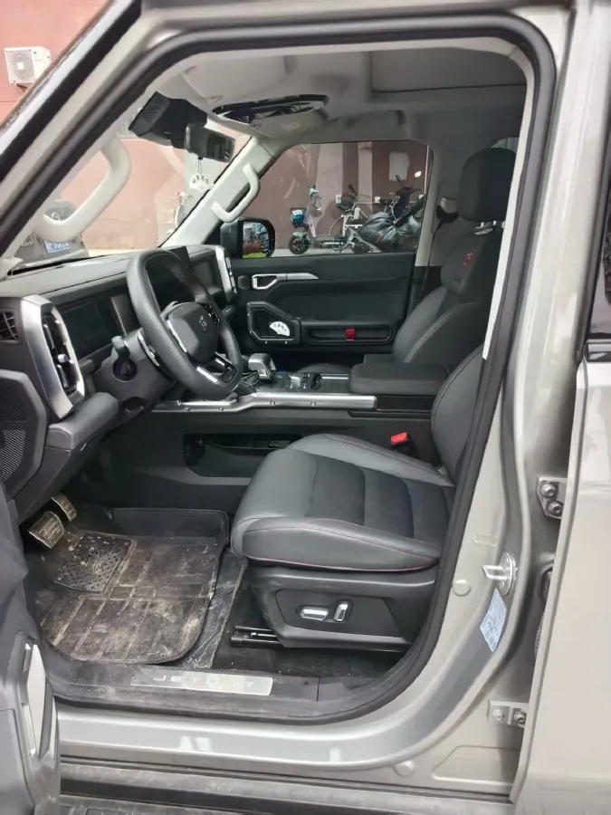 2023 Jetour Traveller 2.0T 254HP L4 7DCT,autocango,china used car exporter,china ev exporter,chinese used car exporter,chinese used ev exporter