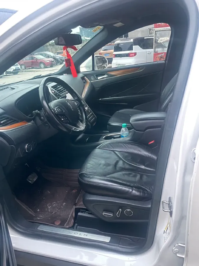 2019 Lincoln MKC 2.0T 203HP L4 6AT,autocango,china used car exporter,china ev exporter,chinese used car exporter,chinese used ev exporter