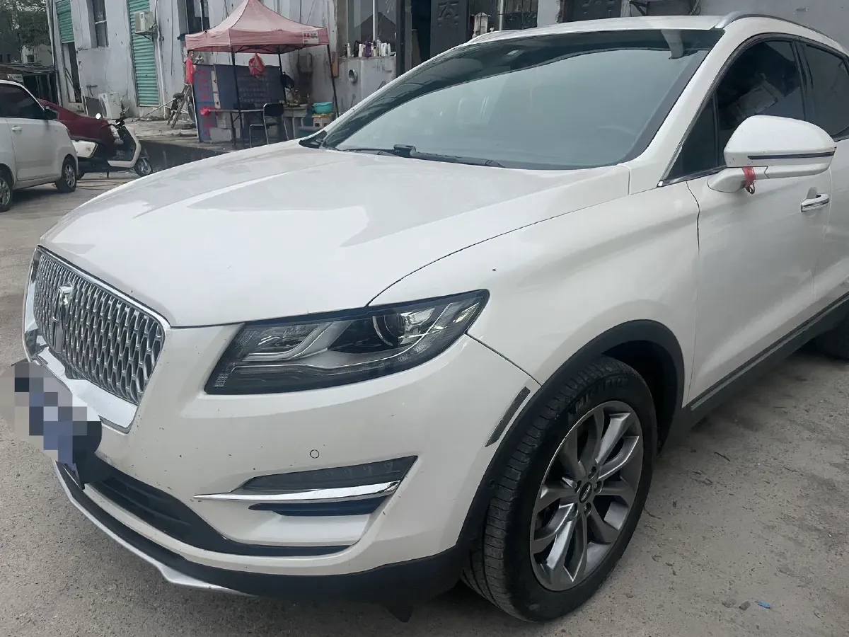 2019 Lincoln MKC 2.0T 203HP L4 6AT,autocango,china used car exporter,china ev exporter,chinese used car exporter,chinese used ev exporter