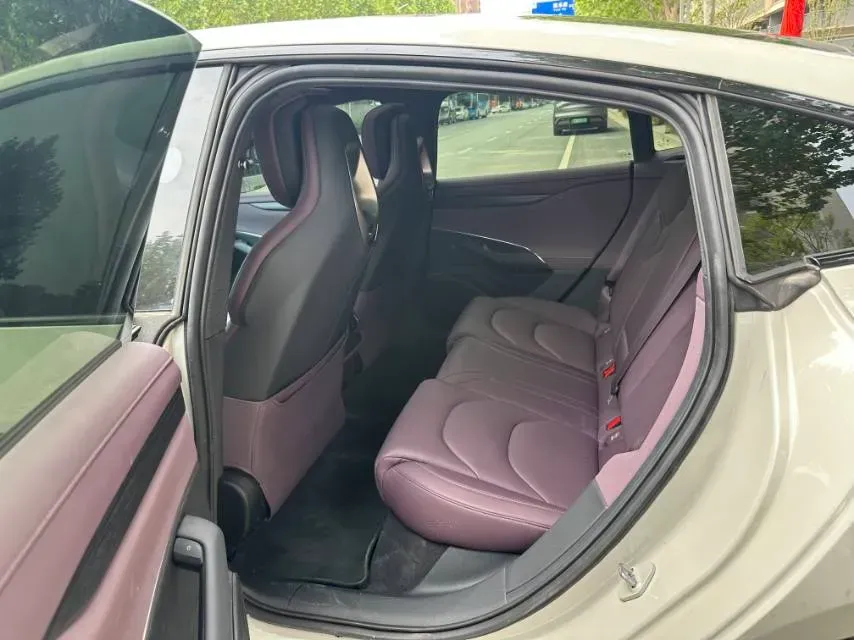 2024 MI SU7 BEV 94.3KWH,autocango,china used car exporter,china ev exporter,chinese used car exporter,chinese used ev exporter