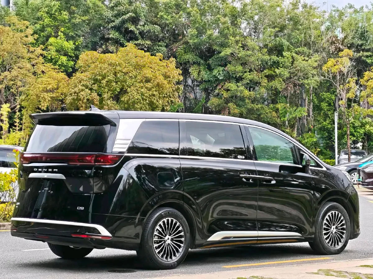 2022 BMW X2 2.0T 192HP L4 8AT,autocango,china used car exporter,china ev exporter,chinese used car exporter,chinese used ev exporter