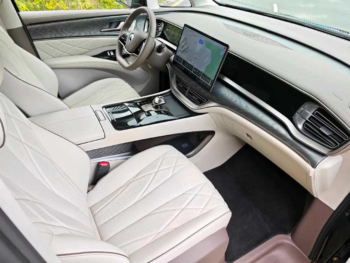 2022 BMW X2 2.0T 192HP L4 8AT,autocango,china used car exporter,china ev exporter,chinese used car exporter,chinese used ev exporter