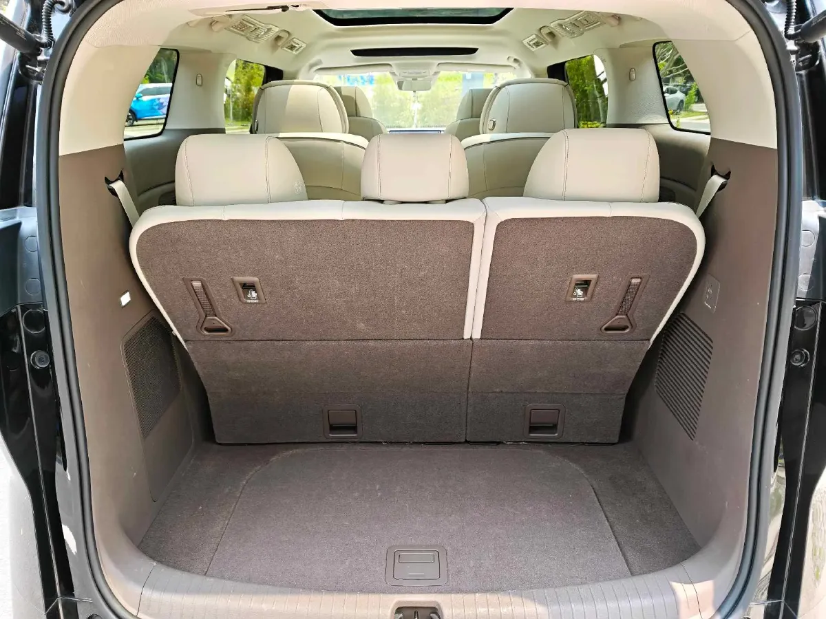 2022 BMW X2 2.0T 192HP L4 8AT,autocango,china used car exporter,china ev exporter,chinese used car exporter,chinese used ev exporter