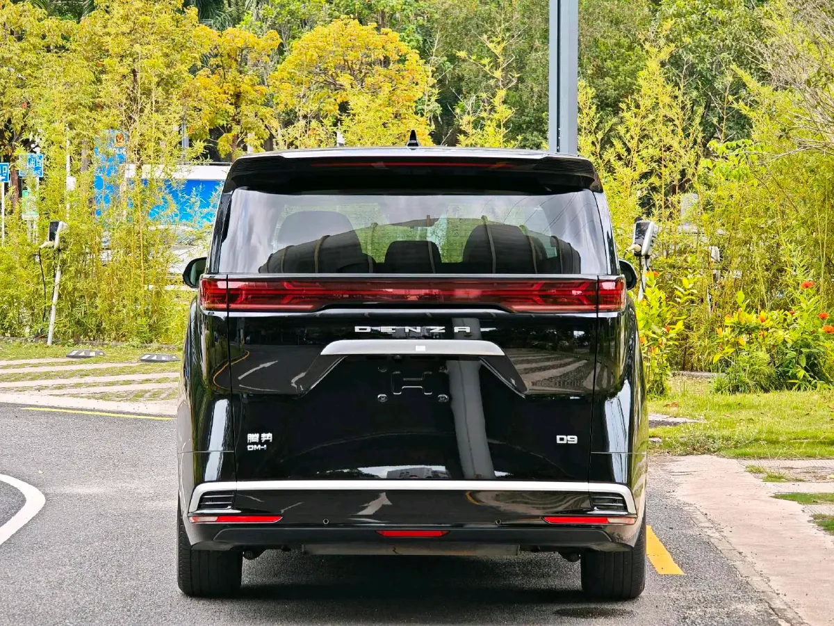 2022 BMW X2 2.0T 192HP L4 8AT,autocango,china used car exporter,china ev exporter,chinese used car exporter,chinese used ev exporter