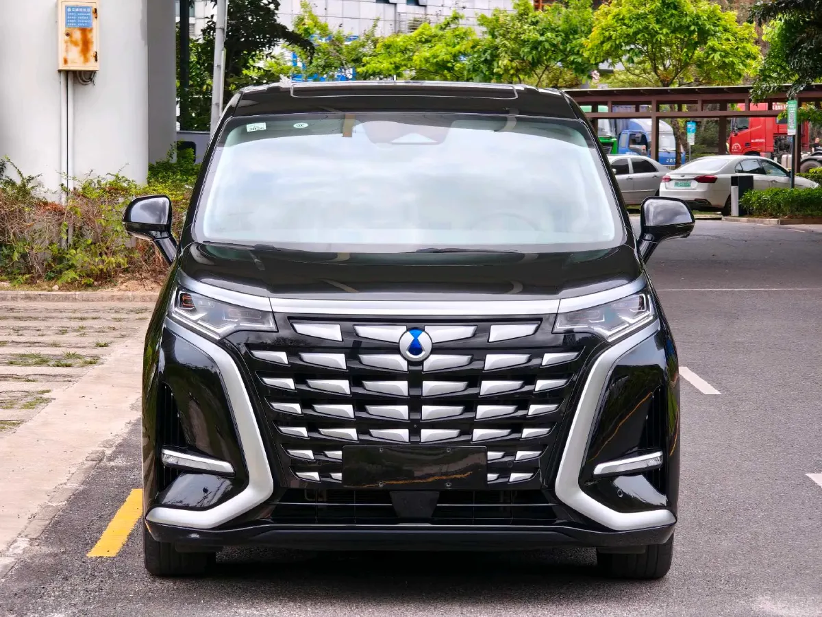 2022 BMW X2 2.0T 192HP L4 8AT,autocango,china used car exporter,china ev exporter,chinese used car exporter,chinese used ev exporter