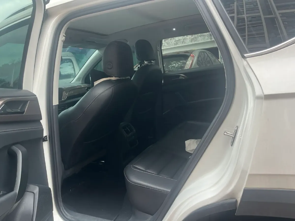 2021 Volkswagen Tharu 1.4T 150HP L4 7DCT,autocango,china used car exporter,china ev exporter,chinese used car exporter,chinese used ev exporter