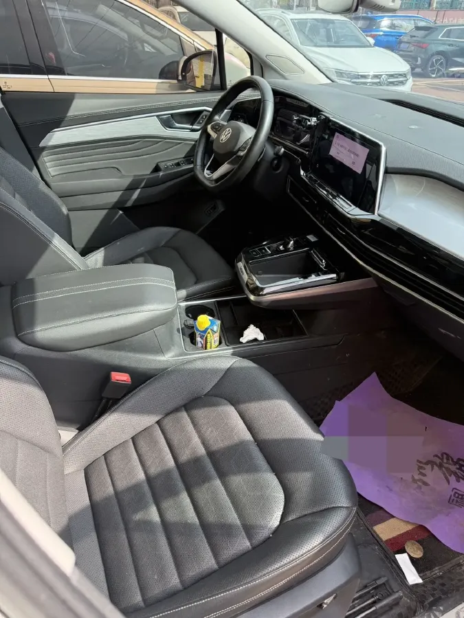 2022 Volkswagen Talagon 2.0T 220HP L4 7DCT,autocango,china used car exporter,china ev exporter,chinese used car exporter,chinese used ev exporter