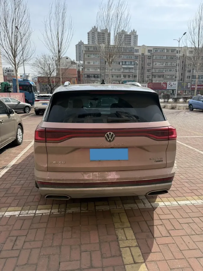 2022 Volkswagen Talagon 2.0T 220HP L4 7DCT,autocango,china used car exporter,china ev exporter,chinese used car exporter,chinese used ev exporter