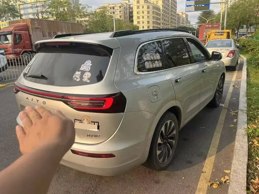 2024 AITO AITO M7 1.5T 152HP L4 REEV 40KWH,autocango,china used car exporter,china ev exporter,chinese used car exporter,chinese used ev exporter