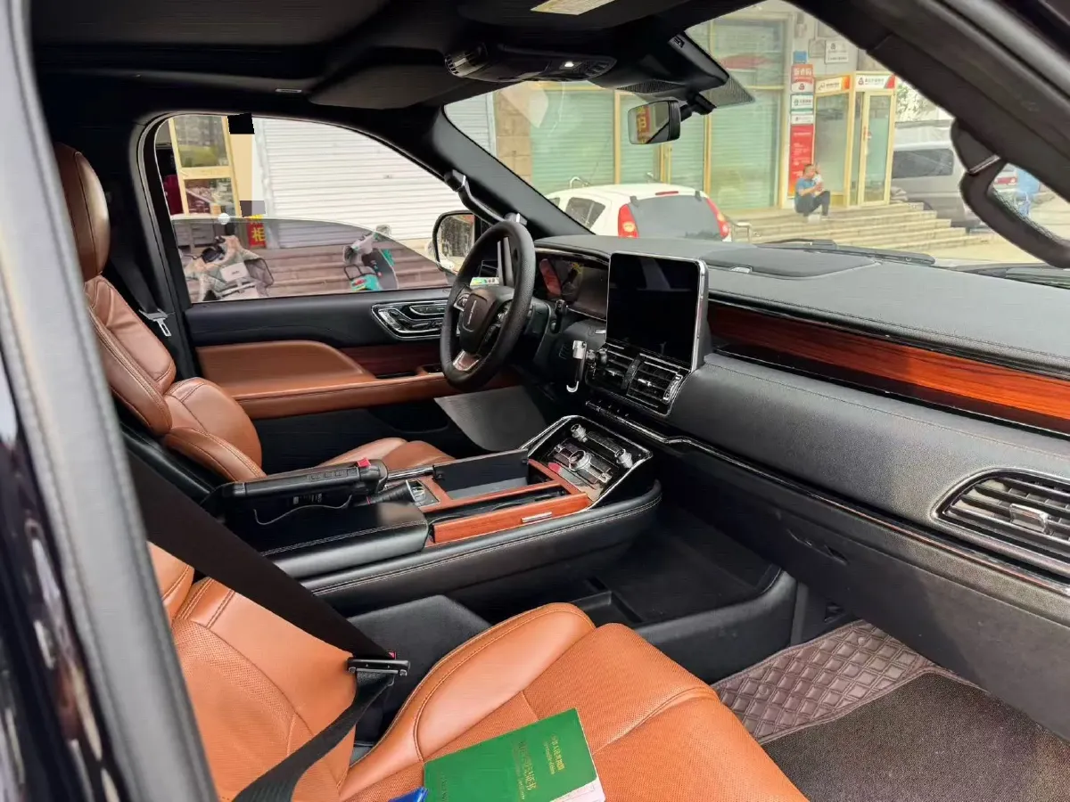 2020 Lincoln Navigator 3.5T 388HP V6 10AT,autocango,china used car exporter,china ev exporter,chinese used car exporter,chinese used ev exporter