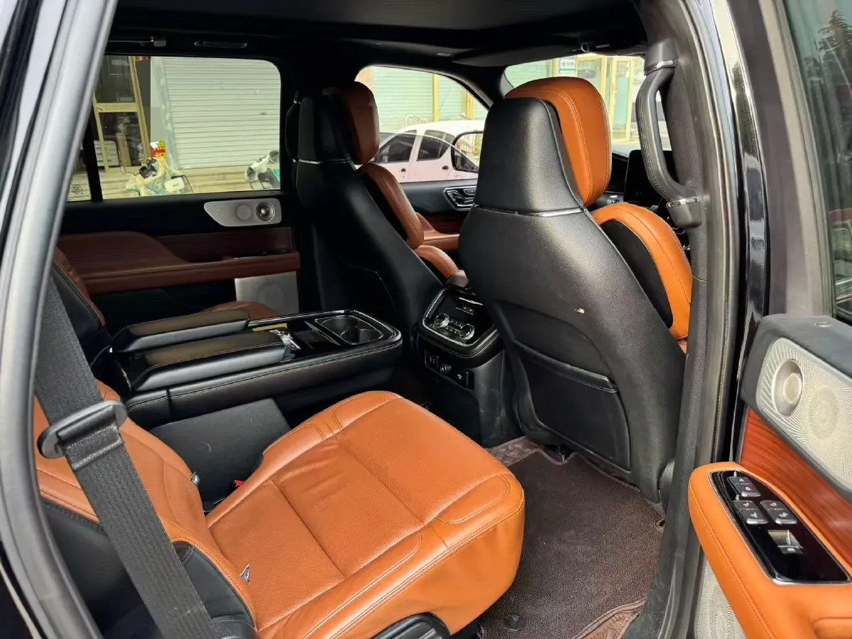 2020 Lincoln Navigator 3.5T 388HP V6 10AT,autocango,china used car exporter,china ev exporter,chinese used car exporter,chinese used ev exporter