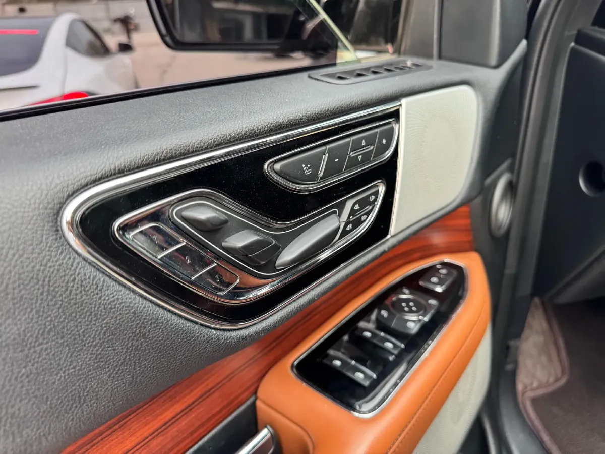 2020 Lincoln Navigator 3.5T 388HP V6 10AT,autocango,china used car exporter,china ev exporter,chinese used car exporter,chinese used ev exporter