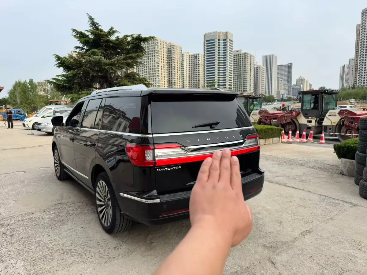 2020 Lincoln Navigator 3.5T 388HP V6 10AT,autocango,china used car exporter,china ev exporter,chinese used car exporter,chinese used ev exporter