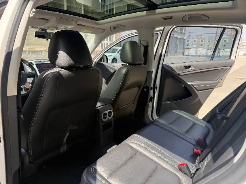 2016 Volkswagen Touran 1.4T 150HP L4 7DCT,autocango,china used car exporter,china ev exporter,chinese used car exporter,chinese used ev exporter