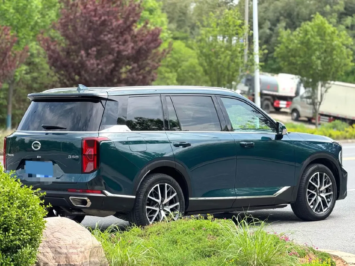 2022 GAC Trumpchi GS8 2.0T 252HP L4 8AT,autocango,china used car exporter,china ev exporter,chinese used car exporter,chinese used ev exporter