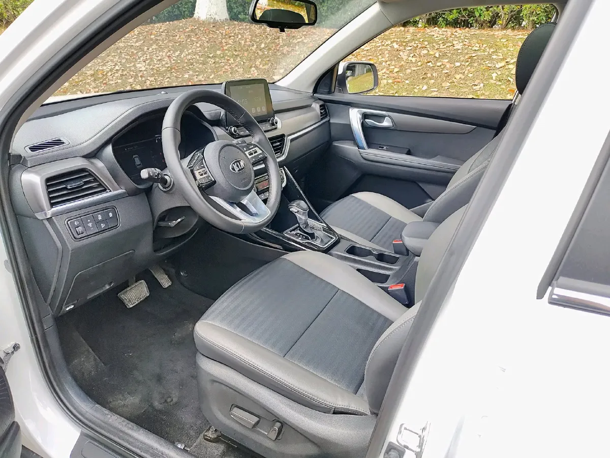 2019 Kia Sportage R 2.0L 160HP L4 6AT,autocango,china used car exporter,china ev exporter,chinese used car exporter,chinese used ev exporter