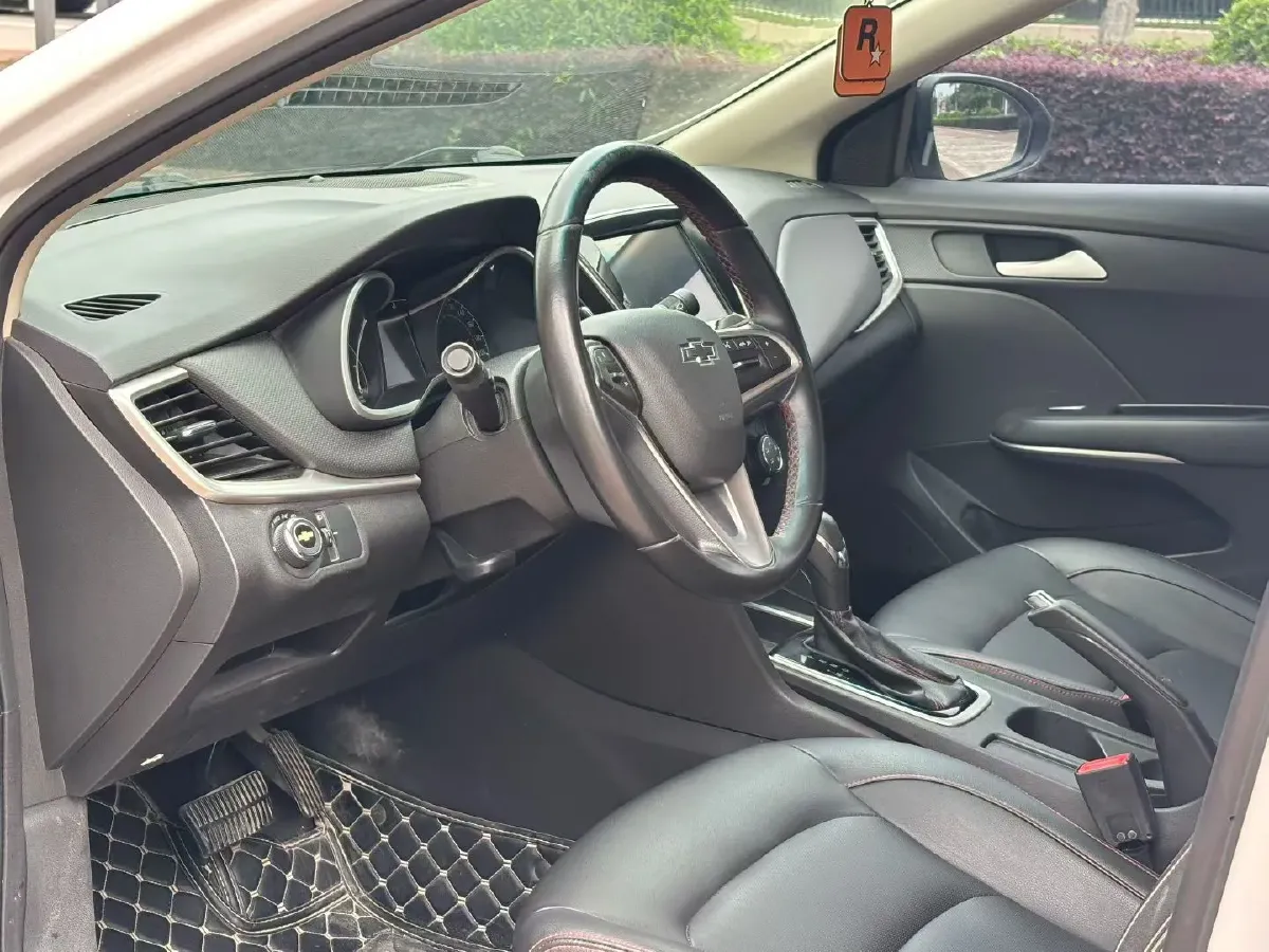 2019 Chevrolet Monza 1.0T 125HP L3 6DCT,autocango,china used car exporter,china ev exporter,chinese used car exporter,chinese used ev exporter