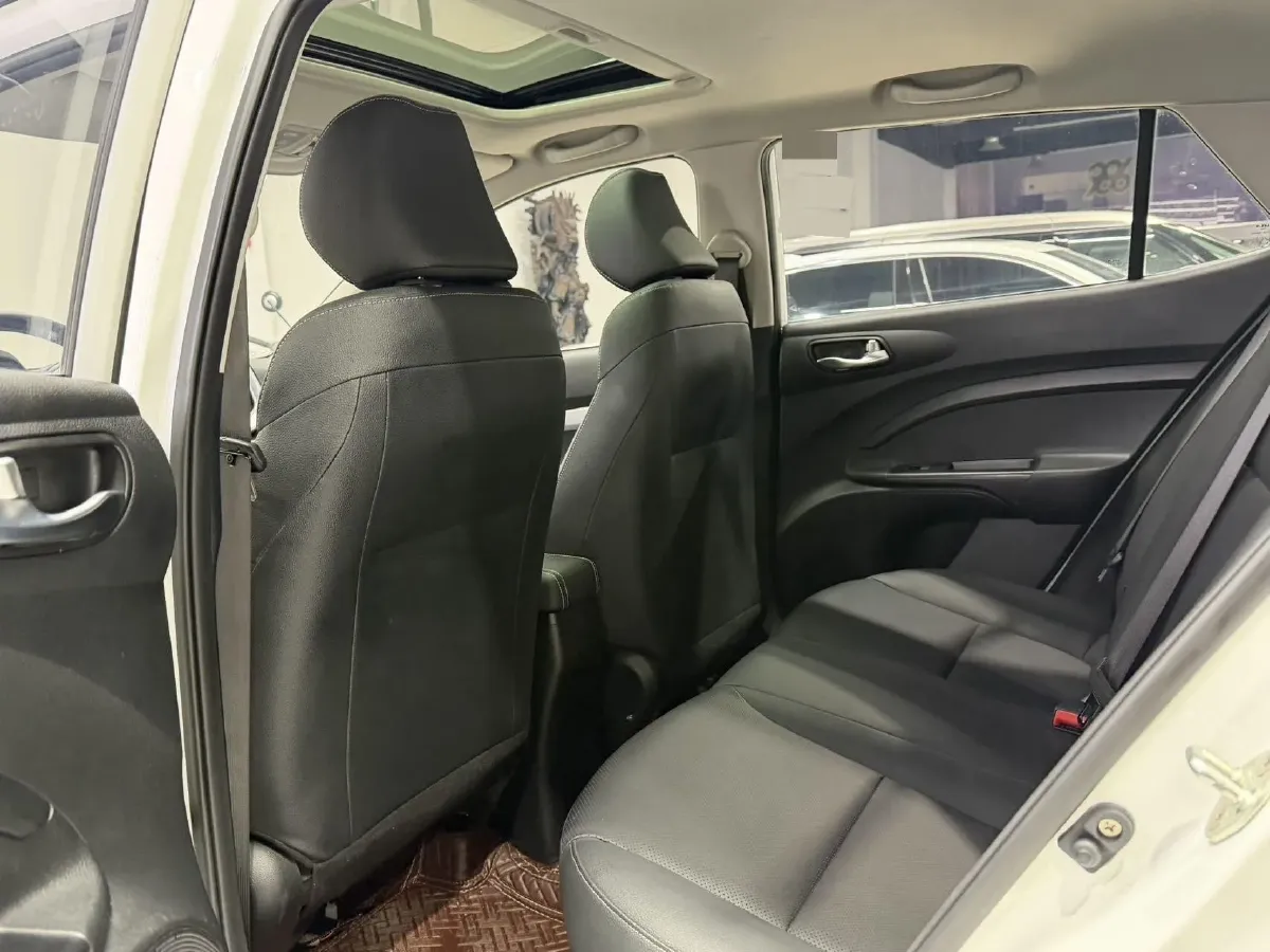 2021 Kia KX1 1.4L 100HP L4 CVT,autocango,china used car exporter,china ev exporter,chinese used car exporter,chinese used ev exporter