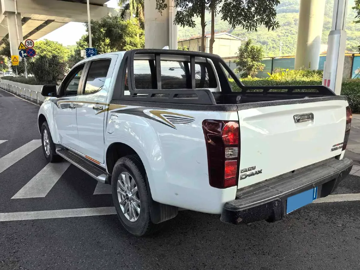 2021 Isuzu D-MAX 1.9T 163HP L4 6AT,autocango,china used car exporter,china ev exporter,chinese used car exporter,chinese used ev exporter