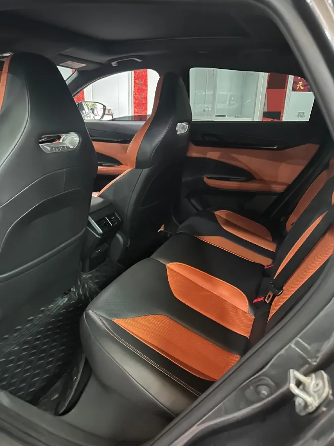 2022 ChangAn UNI-V 1.5T 188HP L4 7DCT,autocango,china used car exporter,china ev exporter,chinese used car exporter,chinese used ev exporter