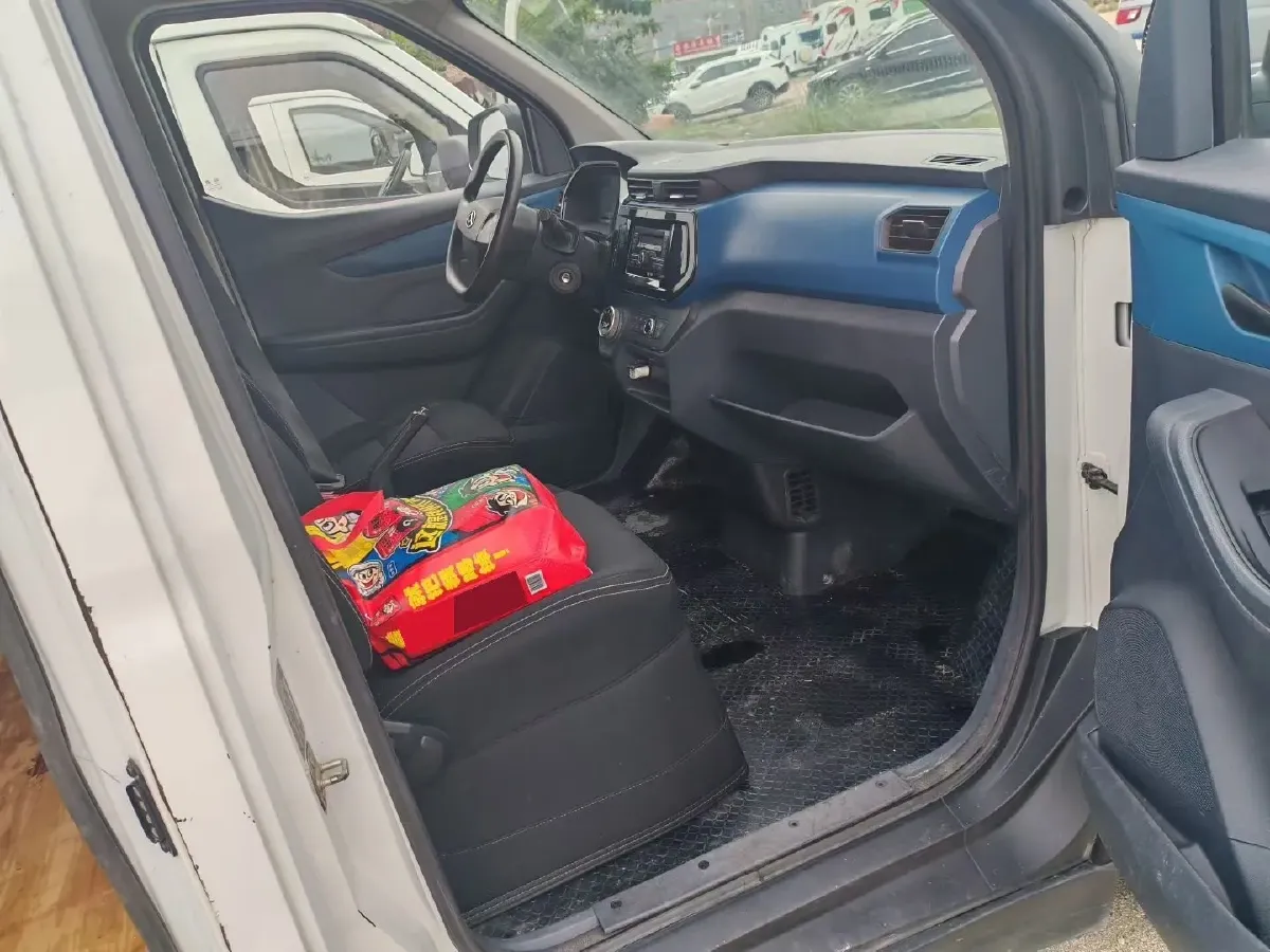 2019 MAXUS EV30 BEV 35KWH,autocango,china used car exporter,china ev exporter,chinese used car exporter,chinese used ev exporter