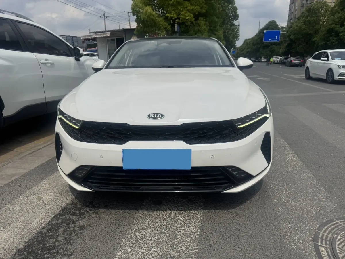 2020 Kia K5 1.5T 170HP L4 7DCT,autocango,china used car exporter,china ev exporter,chinese used car exporter,chinese used ev exporter