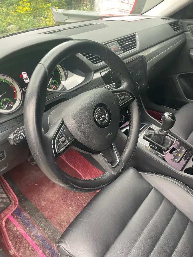 2018 Skoda Kodiak 1.8T 180HP L4 7DCT,autocango,china used car exporter,china ev exporter,chinese used car exporter,chinese used ev exporter