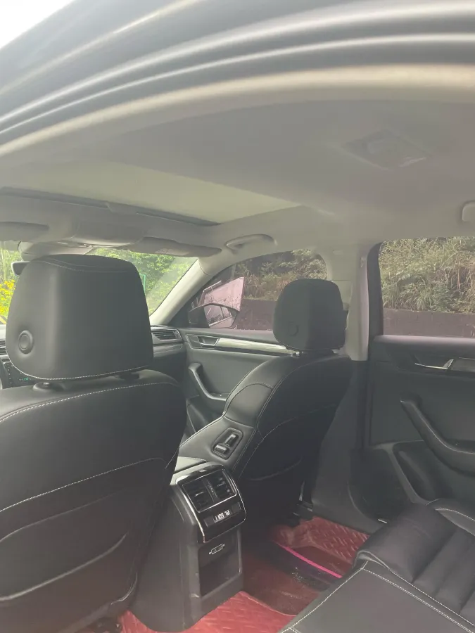 2018 Skoda Kodiak 1.8T 180HP L4 7DCT,autocango,china used car exporter,china ev exporter,chinese used car exporter,chinese used ev exporter