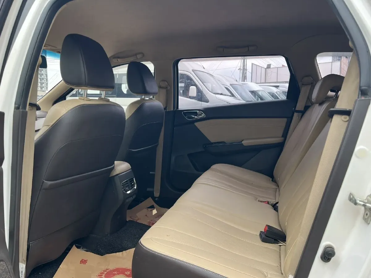 2019 JinBei XinYuan T32S 1.5L 102HP L4 5MT,autocango,china used car exporter,china ev exporter,chinese used car exporter,chinese used ev exporter