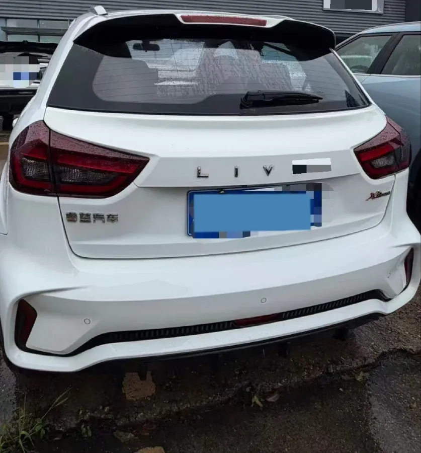 2024 Livan X3 PRO 1.5L 113HP L4 CVT,autocango,china used car exporter,china ev exporter,chinese used car exporter,chinese used ev exporter