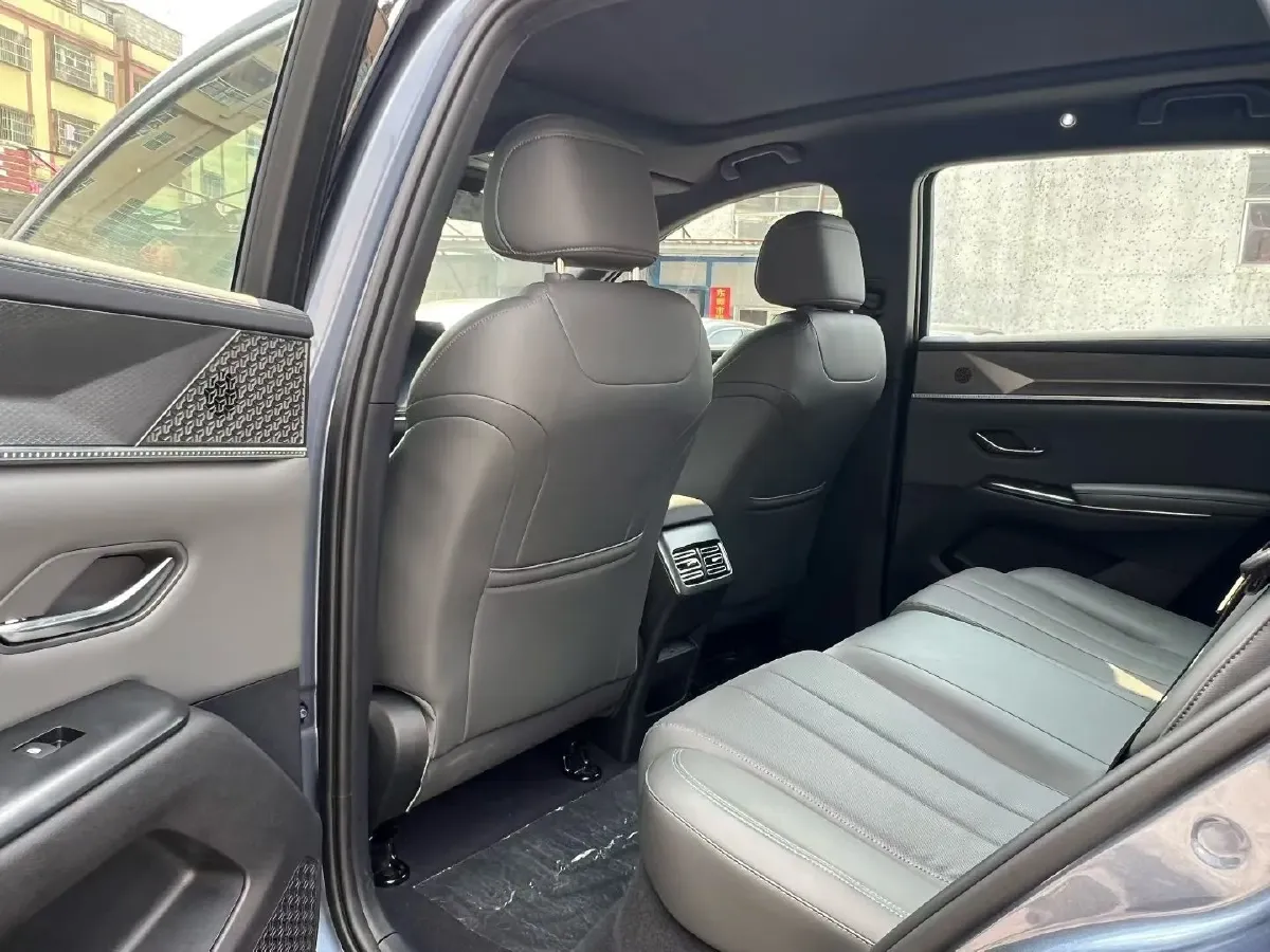 2025 BYD Song Pro 1.5L 101HP L4 E-CVT PHEV 18.3KWH,autocango,china used car exporter,china ev exporter,chinese used car exporter,chinese used ev exporter