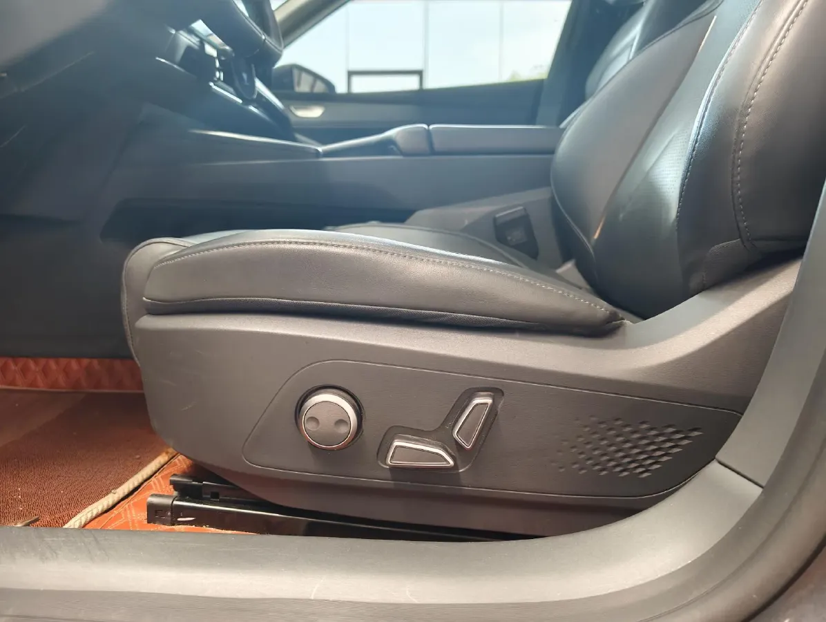 2022 Deepal SL03 Range Extended 95HP REEV 28.39KWH,autocango,china used car exporter,china ev exporter,chinese used car exporter,chinese used ev exporter