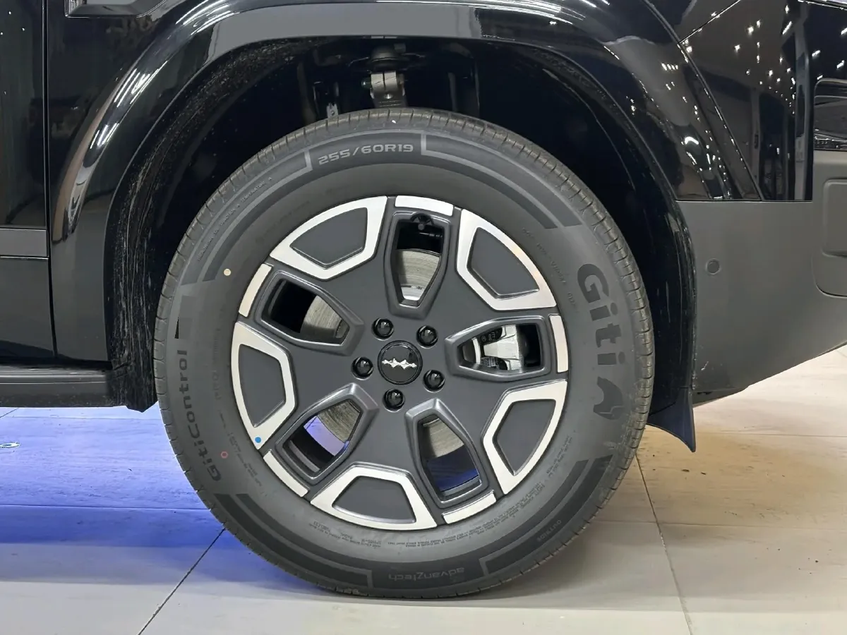 2025 FangChengBao Tai 7 1.5T 156HP L4 E-CVT PHEV,autocango,china used car exporter,china ev exporter,chinese used car exporter,chinese used ev exporter