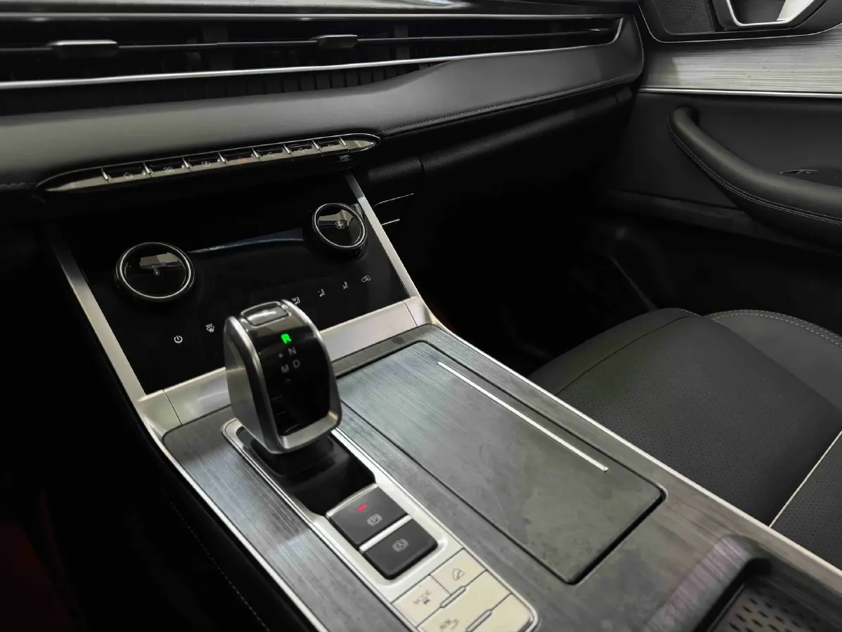 2022 Chery Tiggo 7 Plus 1.5T 156HP L4 CVT,autocango,china used car exporter,china ev exporter,chinese used car exporter,chinese used ev exporter