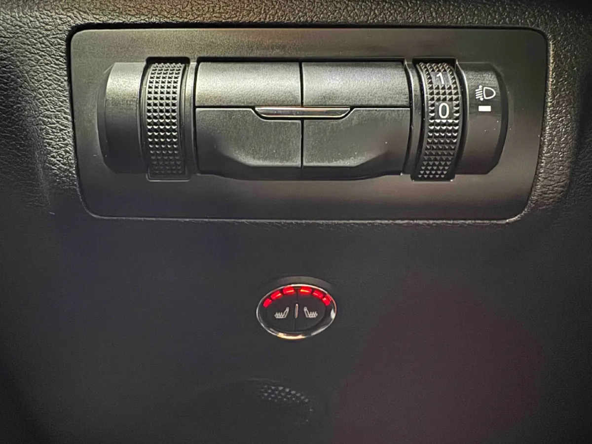 2022 Chery Tiggo 7 Plus 1.5T 156HP L4 CVT,autocango,china used car exporter,china ev exporter,chinese used car exporter,chinese used ev exporter