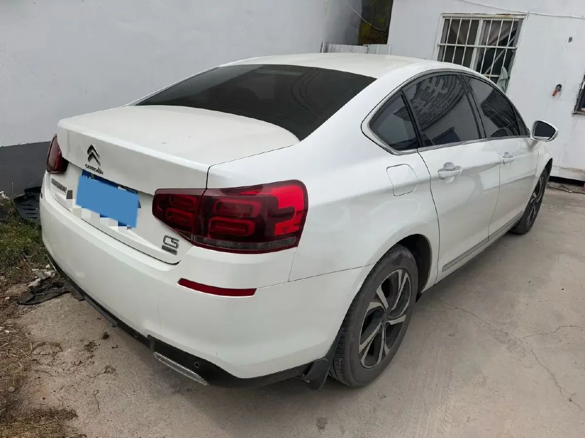 2017 Citroen C5 1.6T 167HP L4 6AT,autocango,china used car exporter,china ev exporter,chinese used car exporter,chinese used ev exporter