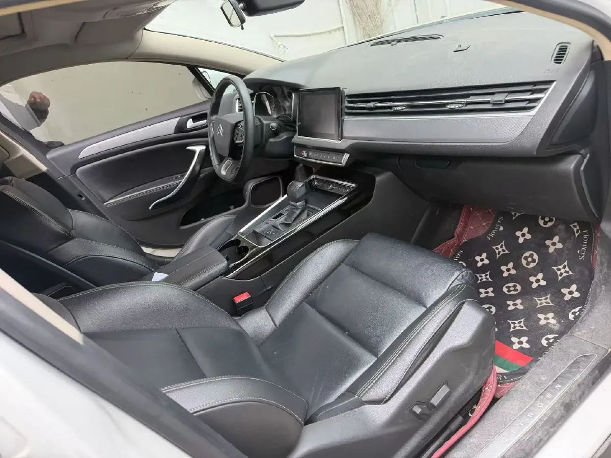 2017 Citroen C5 1.6T 167HP L4 6AT,autocango,china used car exporter,china ev exporter,chinese used car exporter,chinese used ev exporter