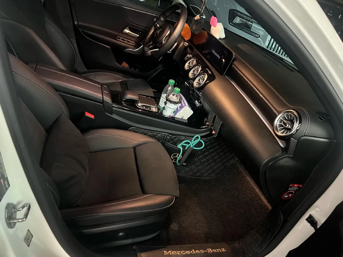 2020 Mercedes-Benz A Class 1.3T 163HP L4 7DCT,autocango,china used car exporter,china ev exporter,chinese used car exporter,chinese used ev exporter