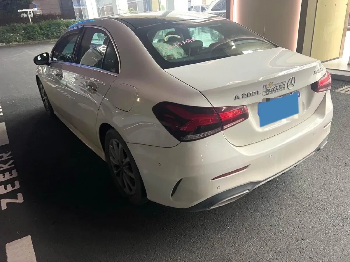 2020 Mercedes-Benz A Class 1.3T 163HP L4 7DCT,autocango,china used car exporter,china ev exporter,chinese used car exporter,chinese used ev exporter