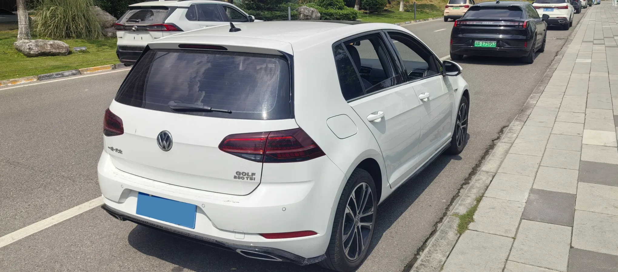 2019 BYD Song MAX 1.5T 160HP L4 6DCT PHEV 15.98KWH,autocango,china used car exporter,china ev exporter,chinese used car exporter,chinese used ev exporter