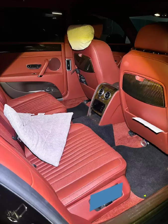 2017 Bentley Flying Spur 4.0T 528HP V8 8AT,autocango,china used car exporter,china ev exporter,chinese used car exporter,chinese used ev exporter