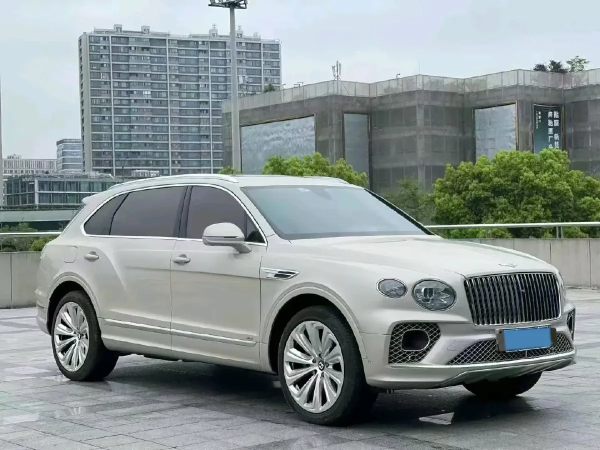2023 Bentley Bentayga 4.0T 550HP V8 8AT,autocango,china used car exporter,china ev exporter,chinese used car exporter,chinese used ev exporter