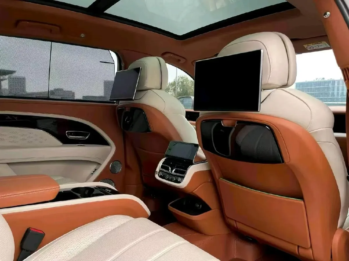 2023 Bentley Bentayga 4.0T 550HP V8 8AT,autocango,china used car exporter,china ev exporter,chinese used car exporter,chinese used ev exporter