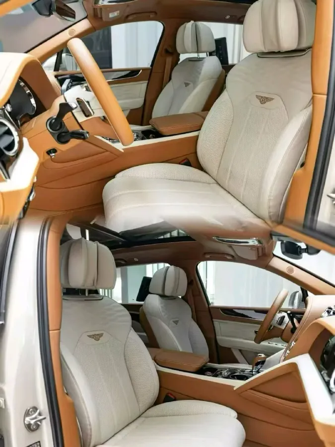 2023 Bentley Bentayga 4.0T 550HP V8 8AT,autocango,china used car exporter,china ev exporter,chinese used car exporter,chinese used ev exporter