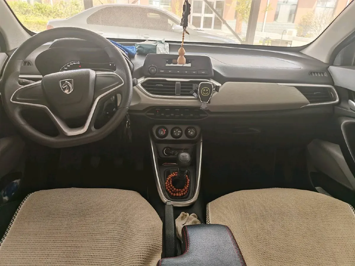 2019 BaoJun 510 1.5L 112HP L4 6MT,autocango,china used car exporter,china ev exporter,chinese used car exporter,chinese used ev exporter