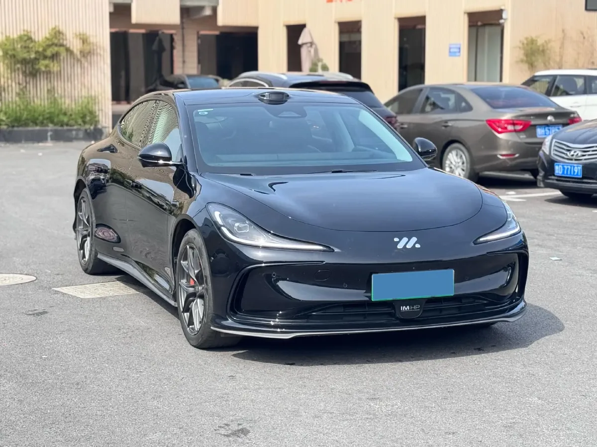 2024 IM L6 BEV 100KWH,autocango,china used car exporter,china ev exporter,chinese used car exporter,chinese used ev exporter