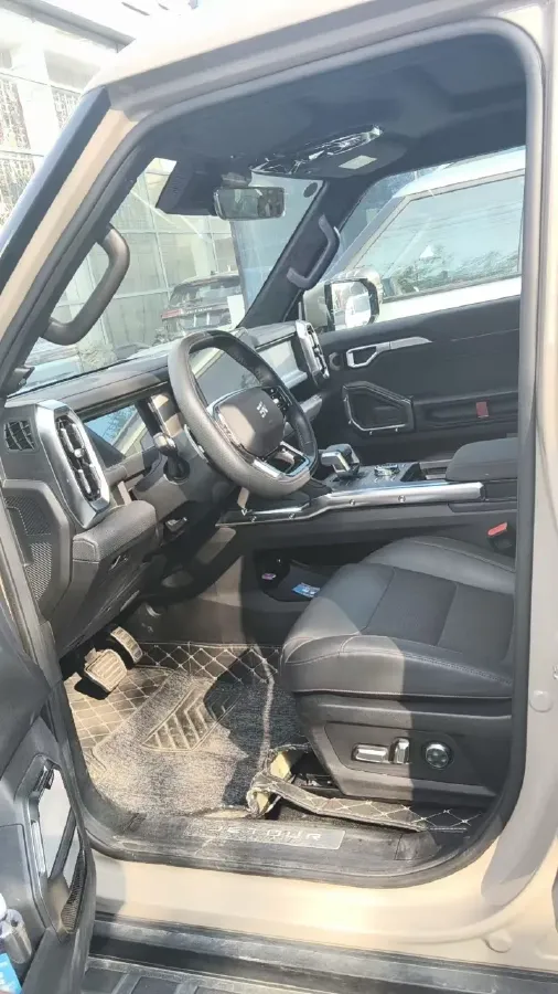 2023 Jetour Traveller 2.0T 254HP L4 7DCT,autocango,china used car exporter,china ev exporter,chinese used car exporter,chinese used ev exporter