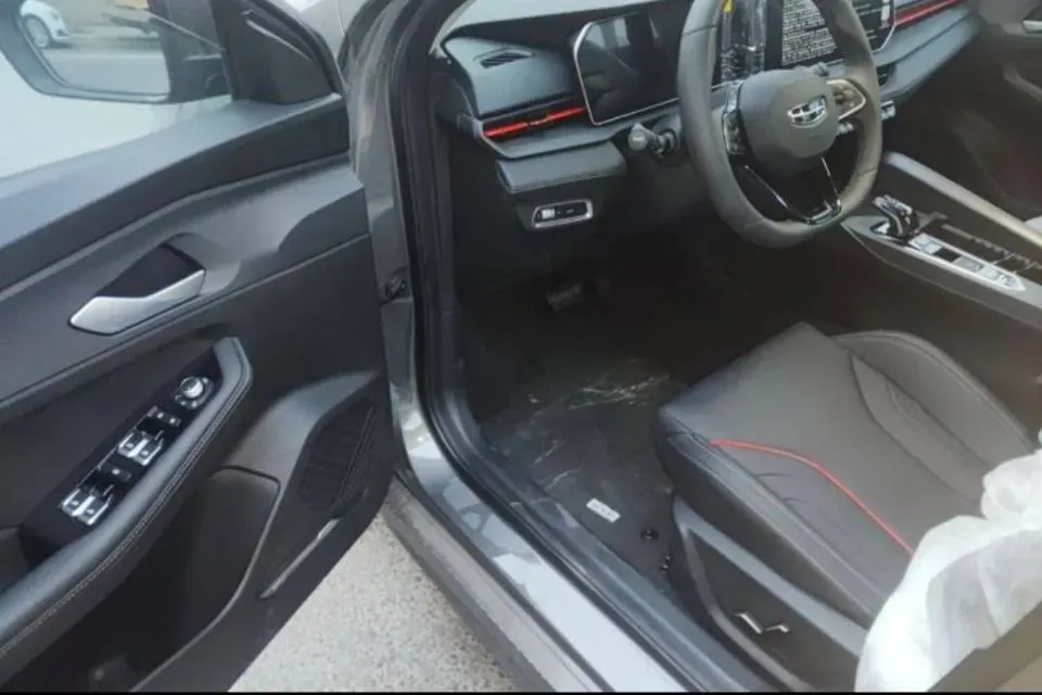 2024 Geely Binray 1.5T 181HP L4 7DCT,autocango,china used car exporter,china ev exporter,chinese used car exporter,chinese used ev exporter