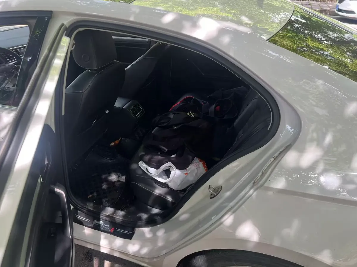 2019 Volkswagen Passat 1.4T 150HP L4 7DCT,autocango,china used car exporter,china ev exporter,chinese used car exporter,chinese used ev exporter